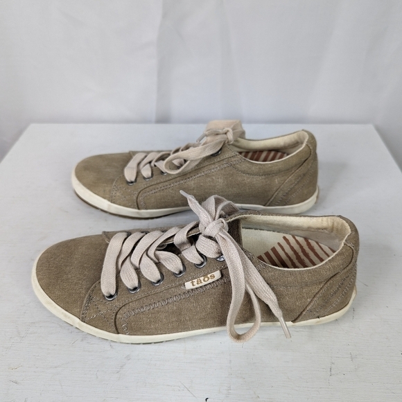 Taos Footwear Star Tan Beige Canvas Sneakers - Picture 3 of 8